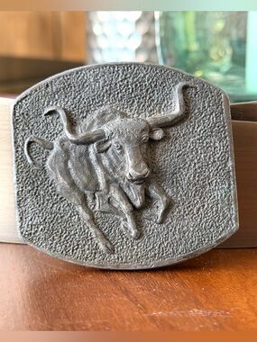 Vintage 1981 Bull Motif Belt Buckle